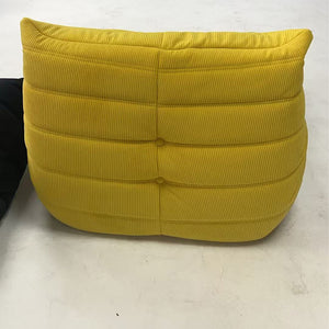 Fauteuil Unique de Luxe en Velours Côtelé – Confort Sculptural Personnalisé