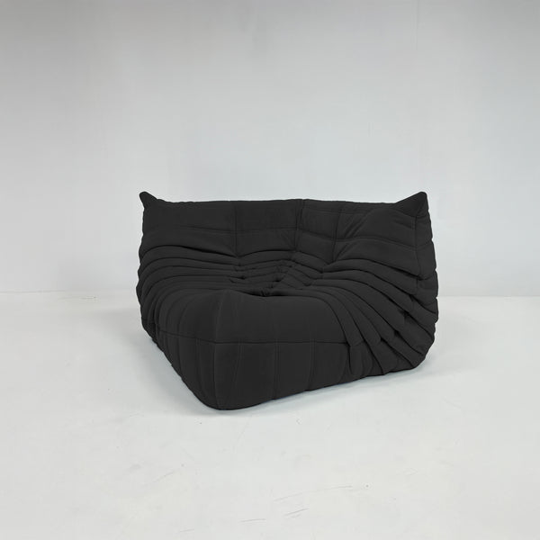 Élément d’Angle Relax en Tissu de Luxe – Modulable, Sculptural, Confort Enveloppant.