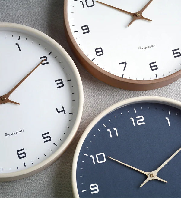 Horloge Murale Nordique en Bois.
