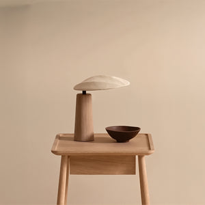 Lampe Naturelle en Bois Massif – Design Organique avec Abat-Jour en Lin