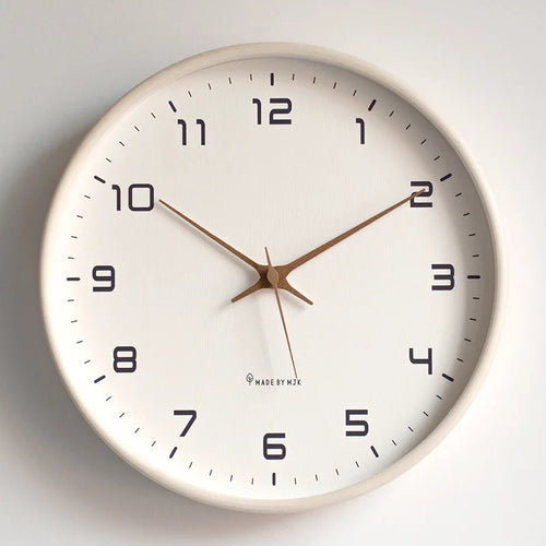 Horloge Murale Nordique en Bois.