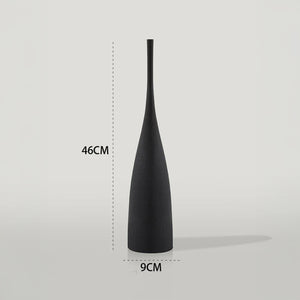 Vase Sculptural Élancé – Céramique Moderne Noir ou Blanc